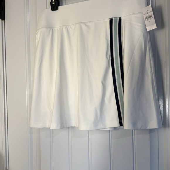 Loft Skort NWT - Picture 4 of 7